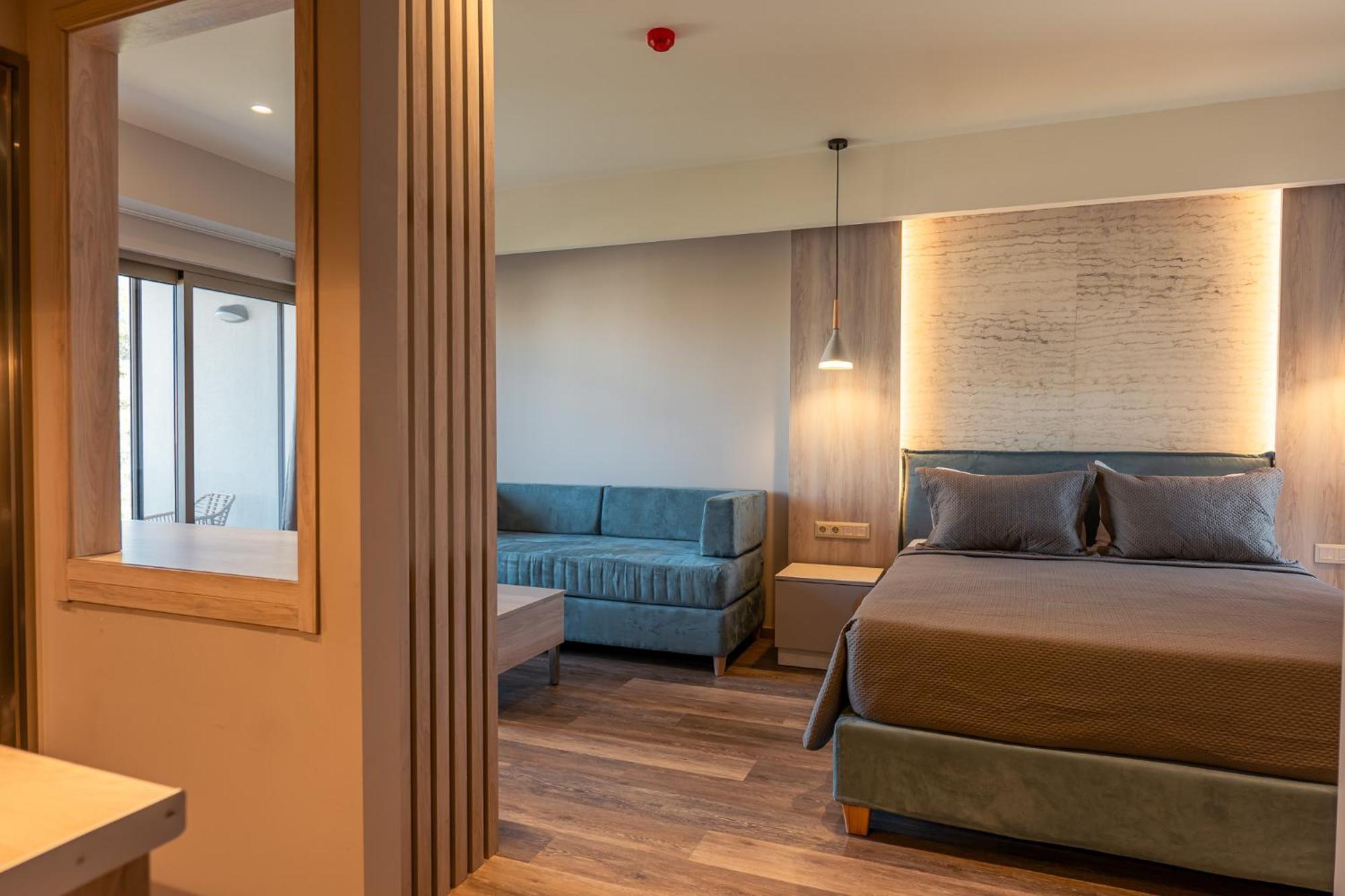 Wellnest Hotel Athens Exterior photo