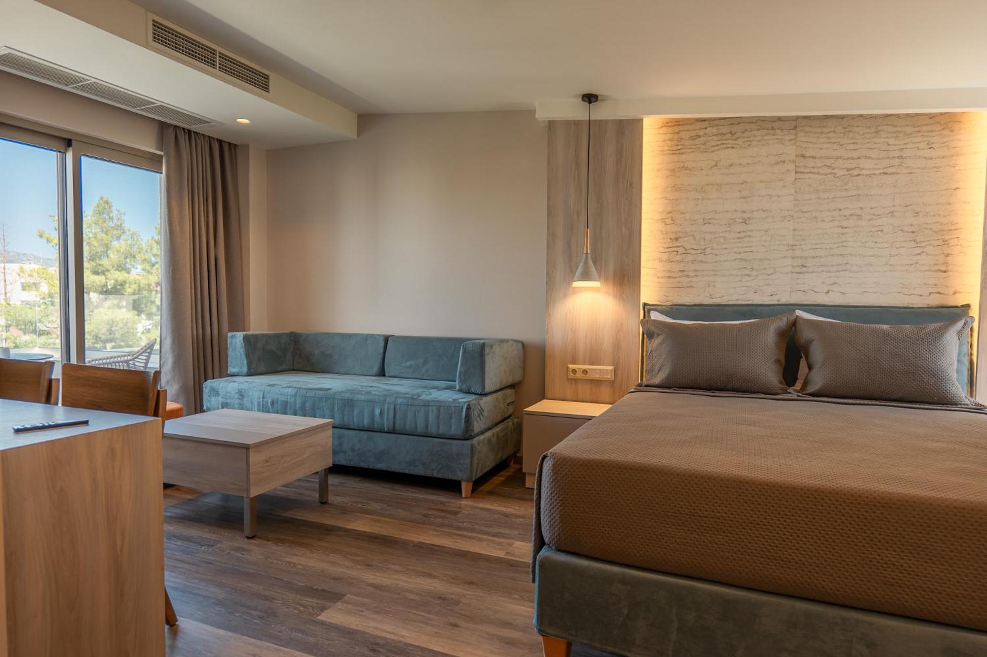 Wellnest Hotel Athens Exterior photo